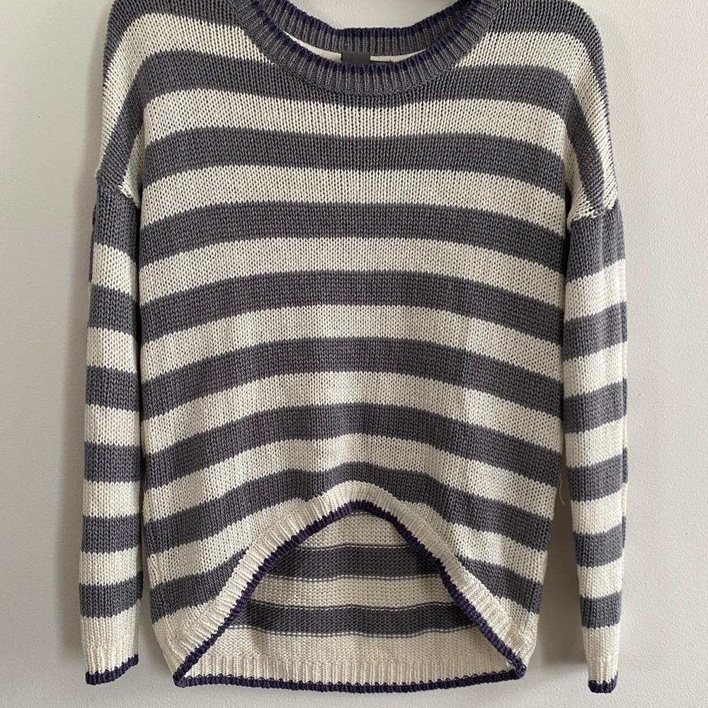Sweater! - Picture 5 of 7